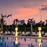 Michelino 75 By The Sydney Hotel
