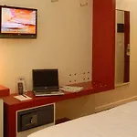 Michelino 75 By The Sydney Hotel Bologna