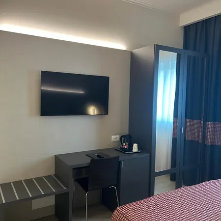 Hotel Michelino 75 By The Sydney 3*