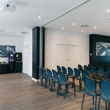 Hotel Michelino 75 By The Sydney Bolonia