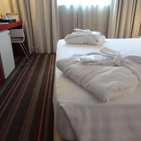 Michelino 75 By The Sydney 3*