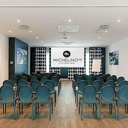 Отель Michelino 75 By The Sydney 3*