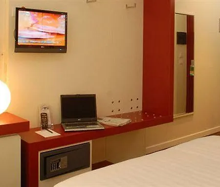 Michelino 75 By The Sydney Hotel Bologna