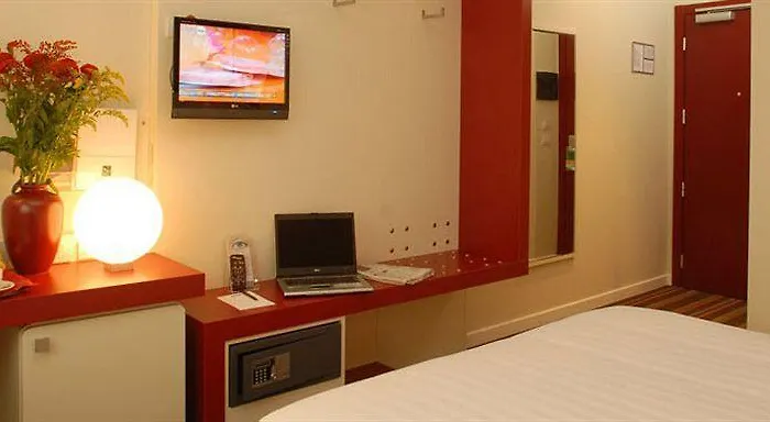 Michelino 75 By The Sydney Hotel Bologna