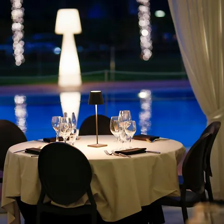 Michelino 75 By The Sydney Hotel
