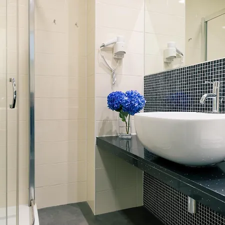 Michelino 75 By The Sydney