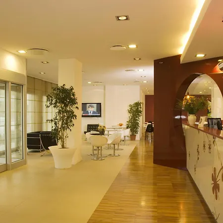 Michelino 75 By The Sydney Szálloda 3*